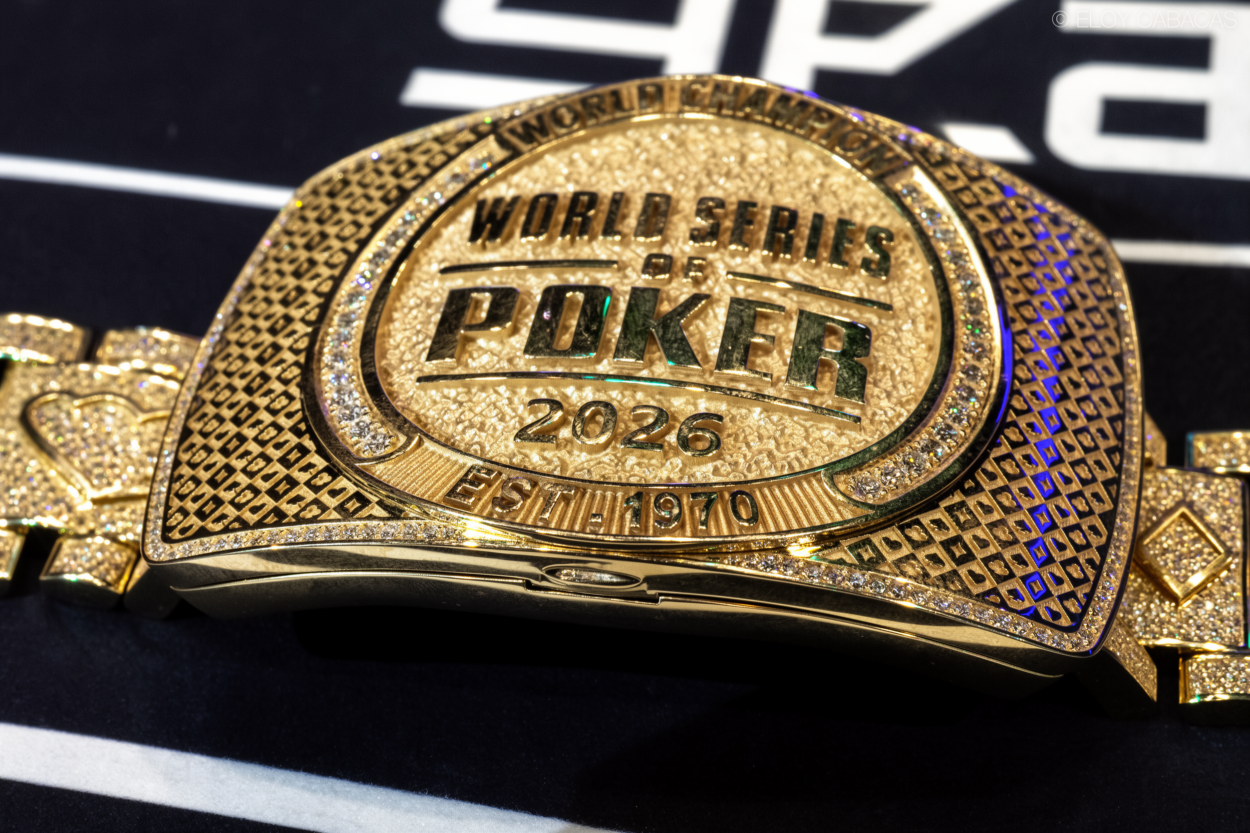 极速百家乐 - WSOP 主赛事首日淘汰战：六高底牌玩家豪赌全军覆没的心理博弈解析 - 完美百家乐