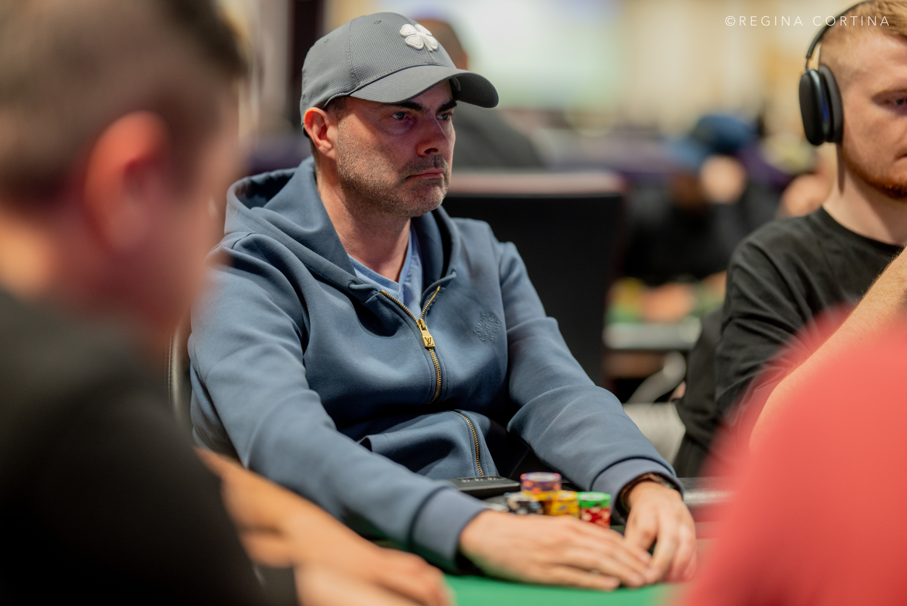 竞咪厅 - 三方豪赌！WSOP 主赛事首日就上演百万大盲注对决 - 完美百家乐